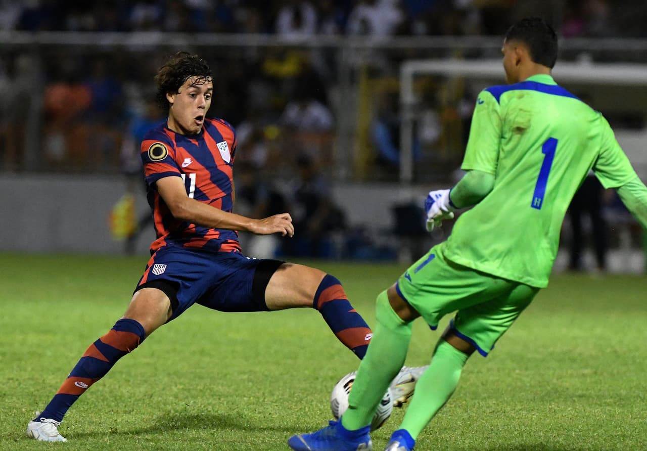 La selección de los Estados Unidos derrotó a Honduras en la Semifinal del Premundial Concacaf Sub-20 para ganar su pase a los Juegos Olímpicos París 2024 y avanzar a la Final del torneo, donde enfrentará a República Dominicana.