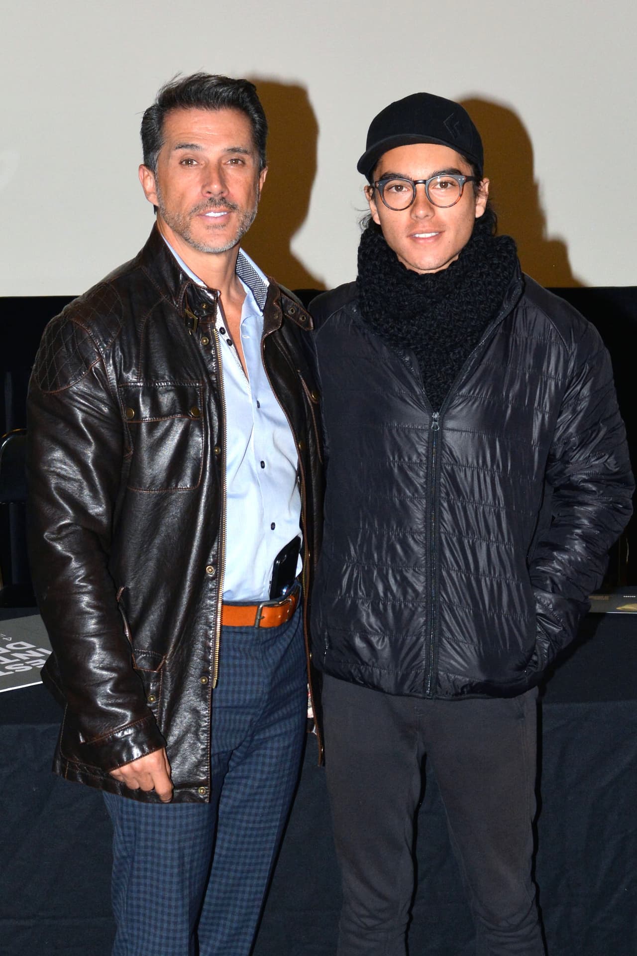 Y justo un año después 
<b><a href="https://www.univision.com/shows/el-gordo-y-la-flaca/el-hijo-de-barbara-mori-y-sergio-mayer-grabo-su-primer-videoclip-fotos">nació su hijo Sergio, producto de su relación con el también actor Sergio Mayer,</a></b> aunque la actriz siempre mantuvo su vida personal alejada de las cámaras.