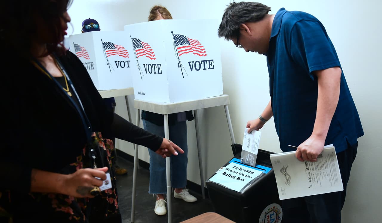 <a href="https://nam04.safelinks.protection.outlook.com/?url=https%3A%2F%2Fu7061146.ct.sendgrid.net%2Fls%2Fclick%3Fupn%3Dmpkt3et7aBhE1y7FXZskzhL4wDKbdcX-2FL-2BAhpHlj-2Fofn9pqU8wZjLkF4qTcRMiJCtrsrm8L242zCkyAjxPecRwAUMMnD5jcAuMd43q7y-2FhNJUCk2IdhQ3AGUzslKJqviHMOrJl3EZHWepWrTyJ26yg-3D-3DOyV3_bCw6Pu-2F0AED53q04SgIGJHjAHzBcqmq84bRYZNLUEbq2tn6Zr-2Fo-2B8Gt277d9L1e7G-2FaSwWoER1o8psg7Gbvf5SQxugAAra9z-2B3rSZN08oxJ72e1pSX0Y272zJbl3CAfo9I2cmKwO4FII7M0bq-2BeqevPnWgdj5JqHkVWVd9STXcKV9Ljt9cLsLsThT8EOlB94shrd3eNRCD-2BvFssNyUeQ5ovaPFw-2F-2B7LZYhtl1f5sqU8QEgNrjKwGFixYtAT0ikf6wC8qrUsaHK4UxRBwgvTHKvBz0bVuun25KHC89E07VGgHrjNrE3jV8VfNCVlR-2FOA5btHZ-2F-2Fzhto06a2WDaQ9BHHAKw28xRkg-2Fz3-2FGaqjRiO3BbfPi7EDOMXwQfxuOgN8B&data=02%7C01%7Cjviloriabujosa%40univision.net%7C40d8acbe515d4823175108d86f6f8b34%7C91ff98f7aa664cf39617b5c4f409c51d%7C0%7C0%7C637381872237214186&sdata=iCGOWiV1O3DG6nreBDcMNVGUcy68oNJT120CfaHea5M%3D&reserved=0">Wake Tech South Campus</a>, 9101 Fayetteville Road, Raleigh