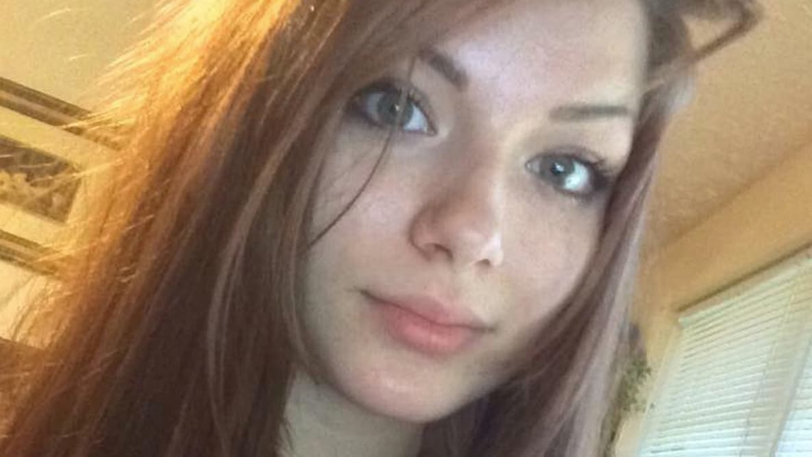 NOVIEMBRE: 
<b><a href="http://www.univision.com/houston/kxln/noticias/muertes/hallan-el-cadaver-de-la-joven-texana-que-se-encontraba-desaparecida-desde-hace-dos-dias">Kristen Fritch</a></b>, de 16 años, fue hallada sin vida en un área boscosa al este de Houston, luego de dos días de haber sido reportada como desaparecida. Jesse Dobbs, novio de la joven, se encuentra detenido y enfrenta cargos por la muerte de la joven.