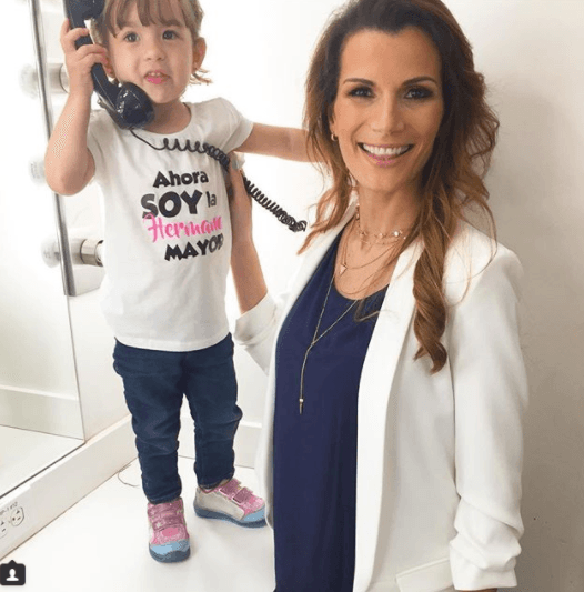 Algo que cambiará pronto, pues el hermanito de Michelle ya viene en camino.