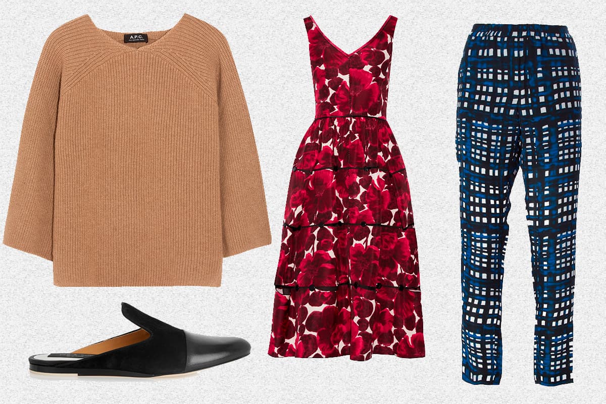 Por Graciela Miramontes. El cambio de temporada suele ser muy marcado en terrenos de moda y solemos cambiar los tonos sobrios por unos mucho más vivos. Estampados florales llenos de vida y prendas ligeras se apoderan del lugar que ocuparon nuestros suéteres. Antes de deshacerte de ellos te platicamos por qué debes tenerlos en tu guardarropa, un poco más.