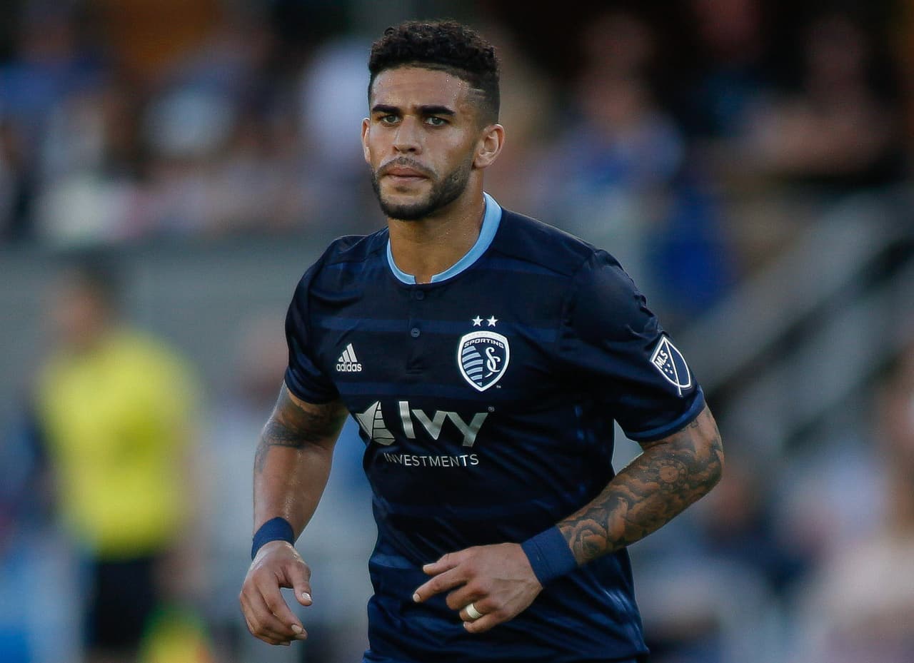 Y la segunda y última designación del Comisionado fue para el delantero Dom Dwyer. Con 26 años el atacante de Sporting Kansas City (nacido en Inglaterra) acaba de adquirir la ciudadanía estadounidense y ya fue convocado por Bruce Arena para el equipo de 'las Barras y las Estrellas'. Desde su incorporación a 
<i>SKC </i>Dwyer ha marcado casi 60 goles en algo más de 120 partidos disputados. (USA Today Images)