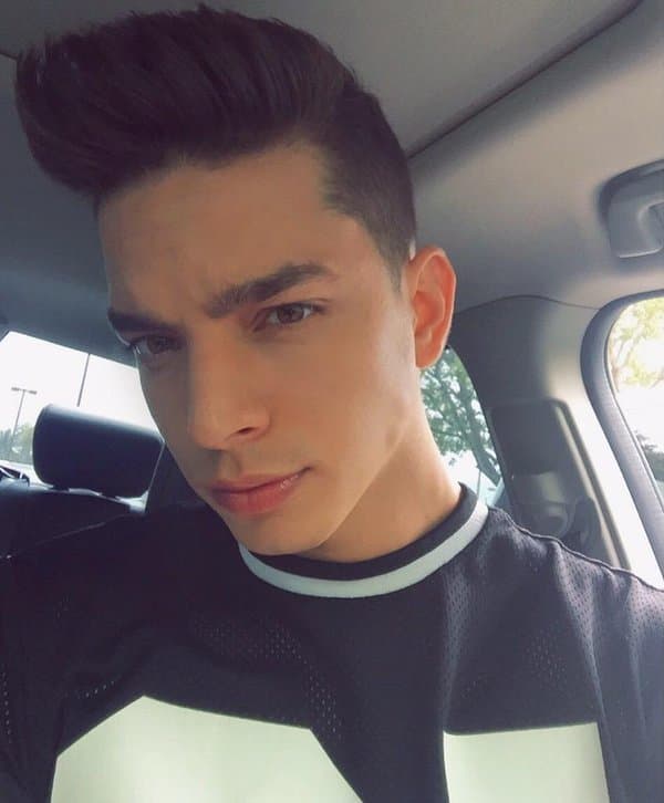 Incluso dijo que estaba enamorado de la guapa cantante, ¿qué tal?