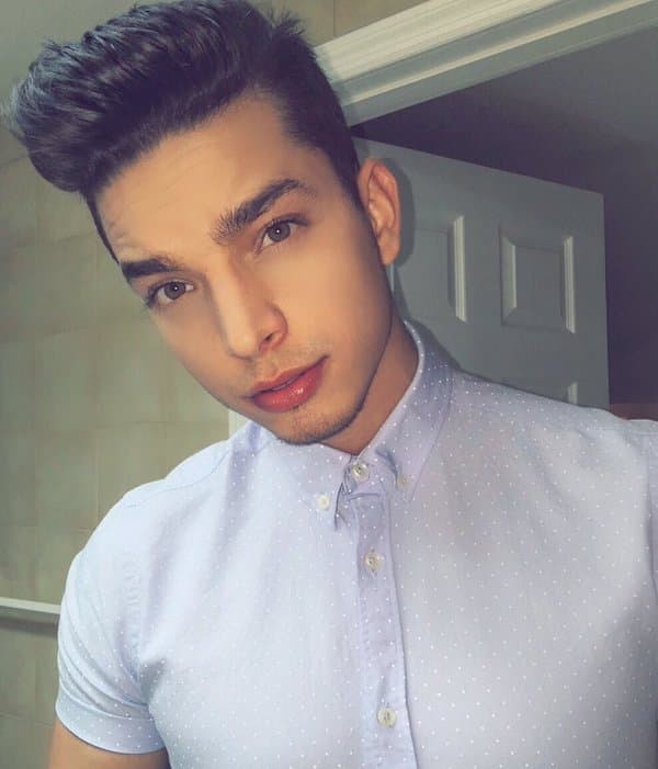 A pesar de haber tenido una infancia difícil en Cuba, supo salir adelante.