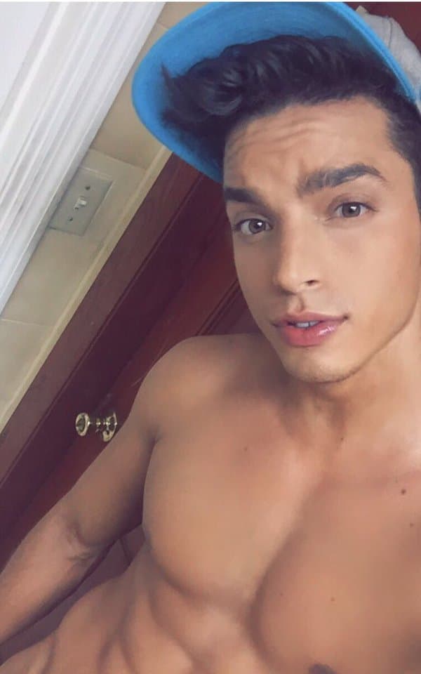 Su encanto se hizo presente desde la primera vez que piso el escenario de ‘Va por ti’ e impresionó a los jueces y capitanes con la canción ‘Darte un beso’