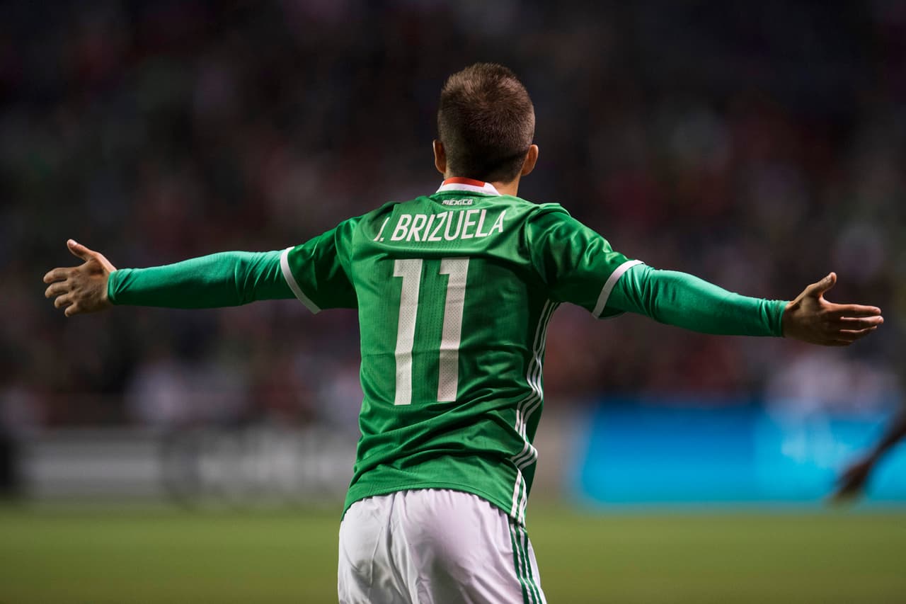 Isaac Brizuela (Chivas de Guadlajara) - Delantero