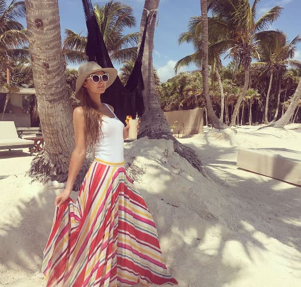 Paris Hilton con su novio en Tulum, México