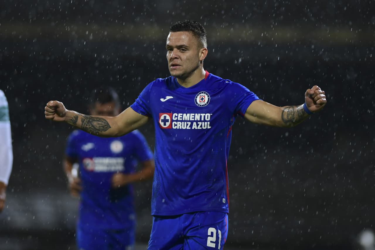 Jonathan Rodríguez – Cruz Azul – 8 goles, un gol cada 95.38 minutos.