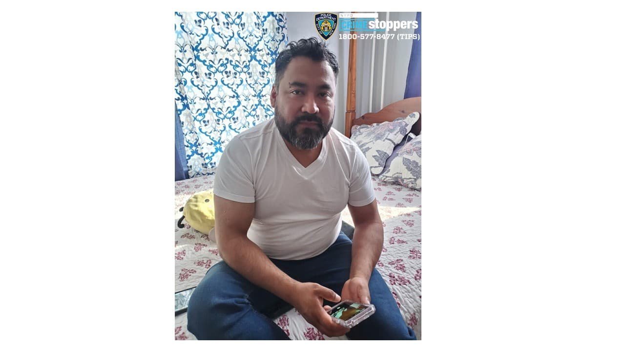 NYPD busca a este hombre por abusar sexualmente repetidas veces de una niña de 11 años
