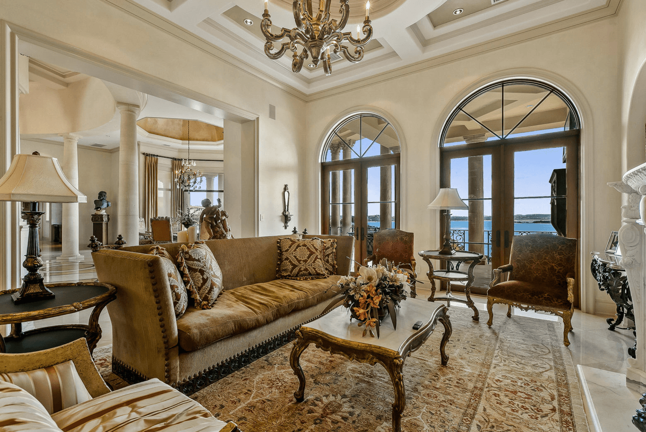 Este es uno de los cuartos que tiene la mansión.