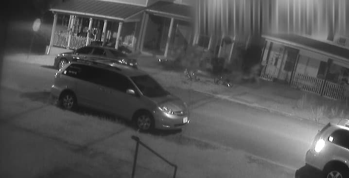 Un niño de 6 años murió de un disparo en la cabeza mientras jugaba videojuegos en su cama en Virginia