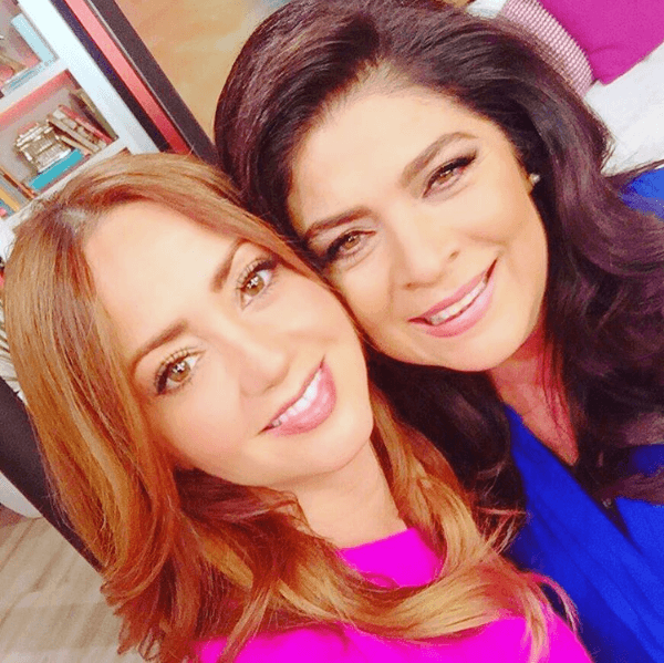 La foto del recuerdo con una gran actriz, Victoria Ruffo.