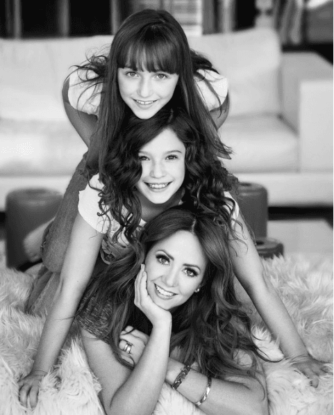 Hermosas las tres, hermosa familia.