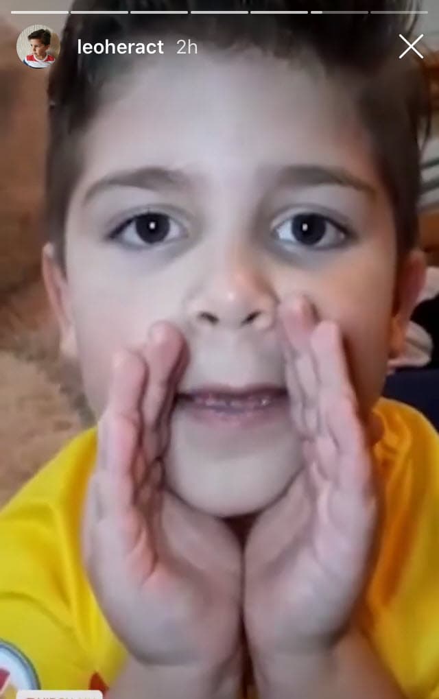 Avisó a sus fans de estar atentos al estreno del episodio en que aparecerá próximamente. 
<br>