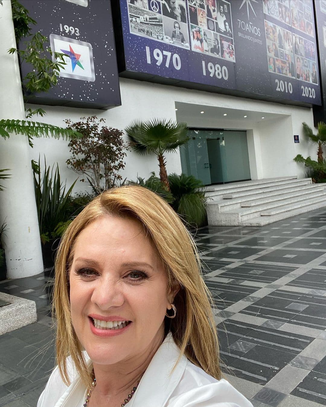 Apuntó que lejos de competir, disfrutan trabajar juntas y dejó claro que en su relación de compañeras 
<b>el ego no ha intervenido.</b>