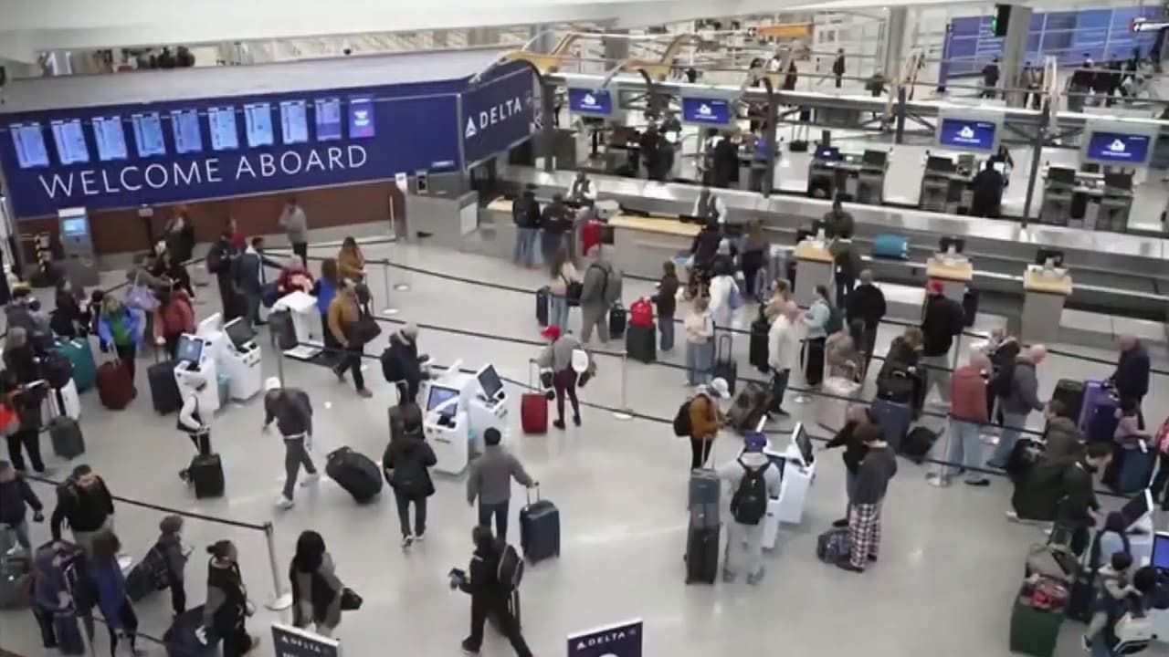 ¿Cancelaciones en aeropuertos de EEUU tienen que ver solo con condiciones del clima?