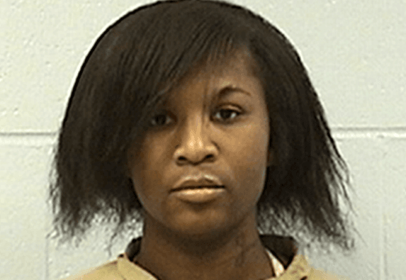 Transgénero, que denunció haber sido víctima de abusos policiales, será cambiada de prisión