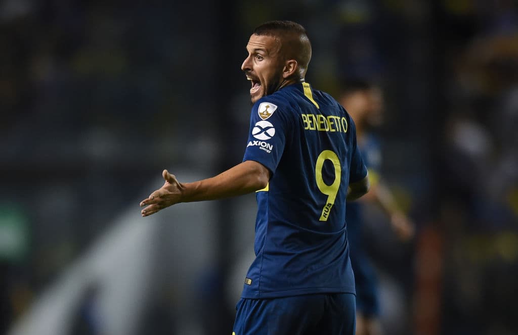 Aparentemente el gol que anotó el 'Pipa' Benedetto en la Final de la Copa Libertadores ante River Plate a finales del año pasado en el Estadio Santiago Bernabéu pagó dividendos para el argentino.
