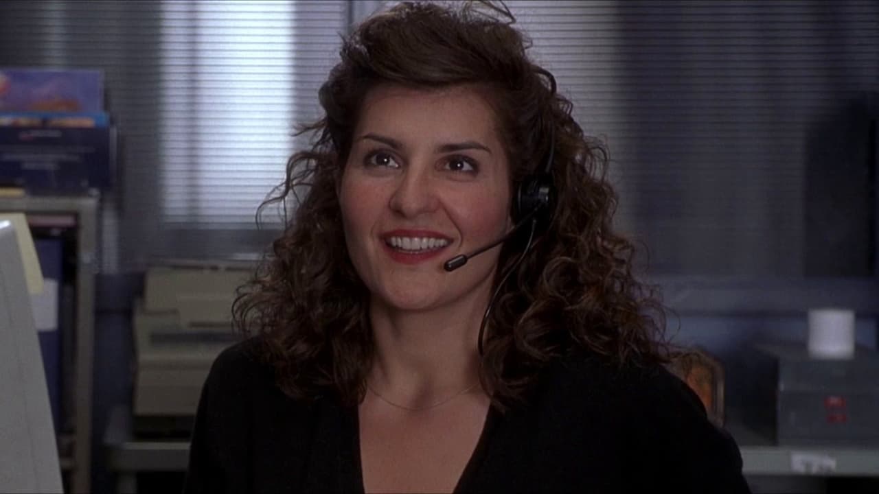 La trama se centra en Toula Portokalos, una mujer que a sus 30 años se encuentra soltera y su padre no deja de recordárselo de manera constante. Después de enamorarse de un maestro de secundaria, se comprometen, pero la protagonista debe lidiar con su familia, la cual se entromete en cada paso que da para la planeación del gran día.