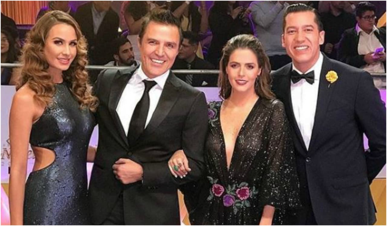 Pellizcos, palmadas en la espalda y muchos besos en la alfombra morada de Premios TVyNovelas