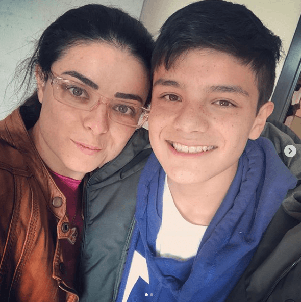 Su hijo Omar siempre la ha apoyado y ambos se han caracterizado por ser muy cercanos.