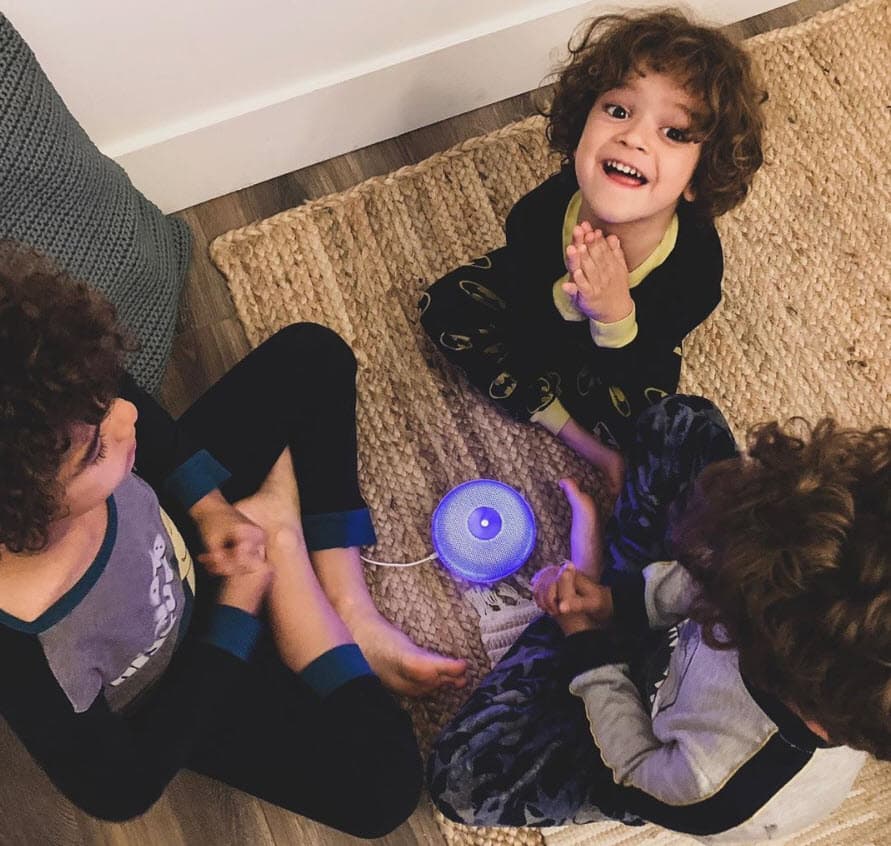 Ahora, ella lo llama 
<b>"un bebé arcoíris"</b>, que es el término que de manera coloquial se utiliza para nombrar al hijo que llega al mundo después de que una madre perdió a otro durante el embarazo anterior.
<br>