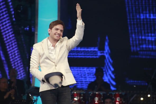 El Dasa agradeciendo el apoyo del público.