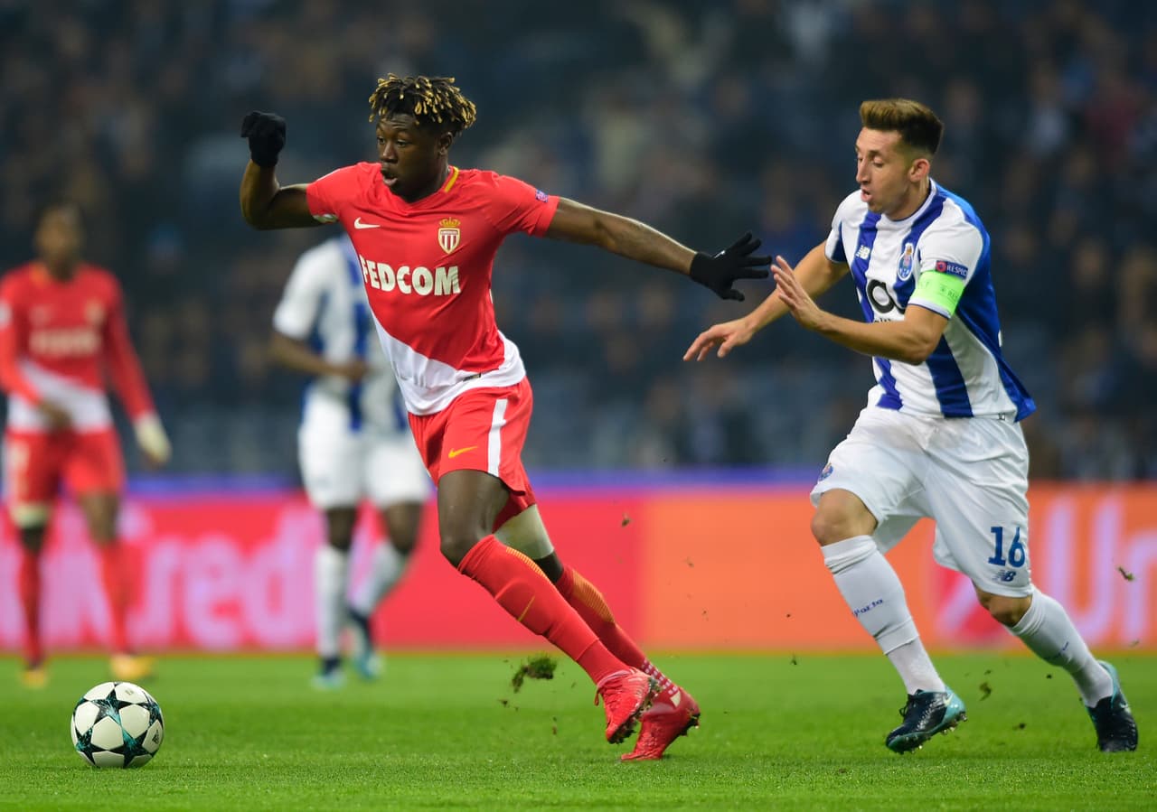 Con Herrera, 'Tecatito' y Reyes, Porto goleó y calificó a octavos de Champions