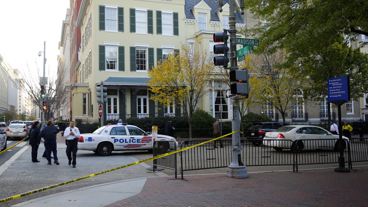 Los hispanos en DC son los más afectados por el alza de robos y asaltos, advierte la Policía