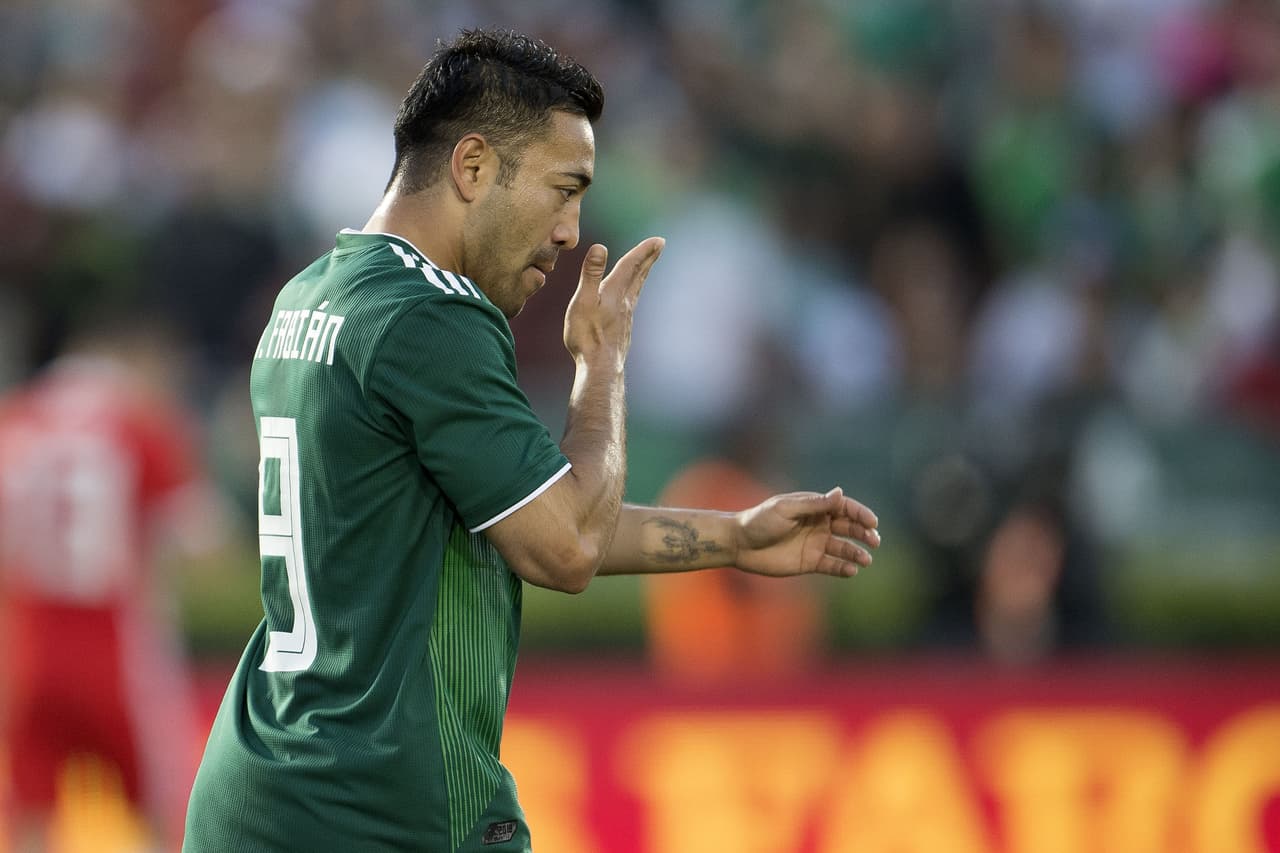 MARCO FABIÁN 
<br>Fue el mejor cambio de Osorio en el flojo partido en Pasadena, confirmando que será una de las modificaciones para refrescar la ofensiva. Tiene gran tiro de larga distancia y visión, como mostró esta noche con un pase filtrado que debió ser gol de Giovani. 
<br>
<i>Calificación 8</i>