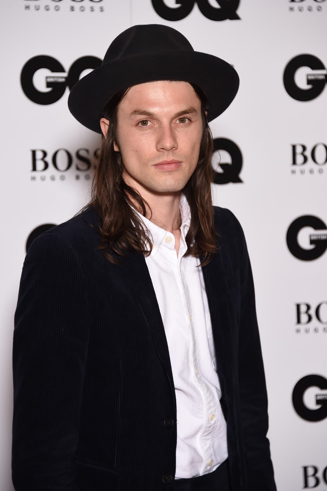 Para las que aman a los músicos les tenemos a James Bay, quien es un cantautor británico y guitarrista. ¿Qué calificación le ponen?