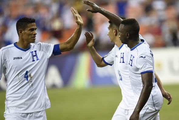 Por su parte Honduras después de la Copa del Mundo donde no le fue muy bien, disputó la Copa Centroamericana donde también quedó a deber al quedarse con el quinto lugar del torneo. Su último juego fue ante Honduras al que venció 1-0 tras caer con El Salvador y Guatemala.