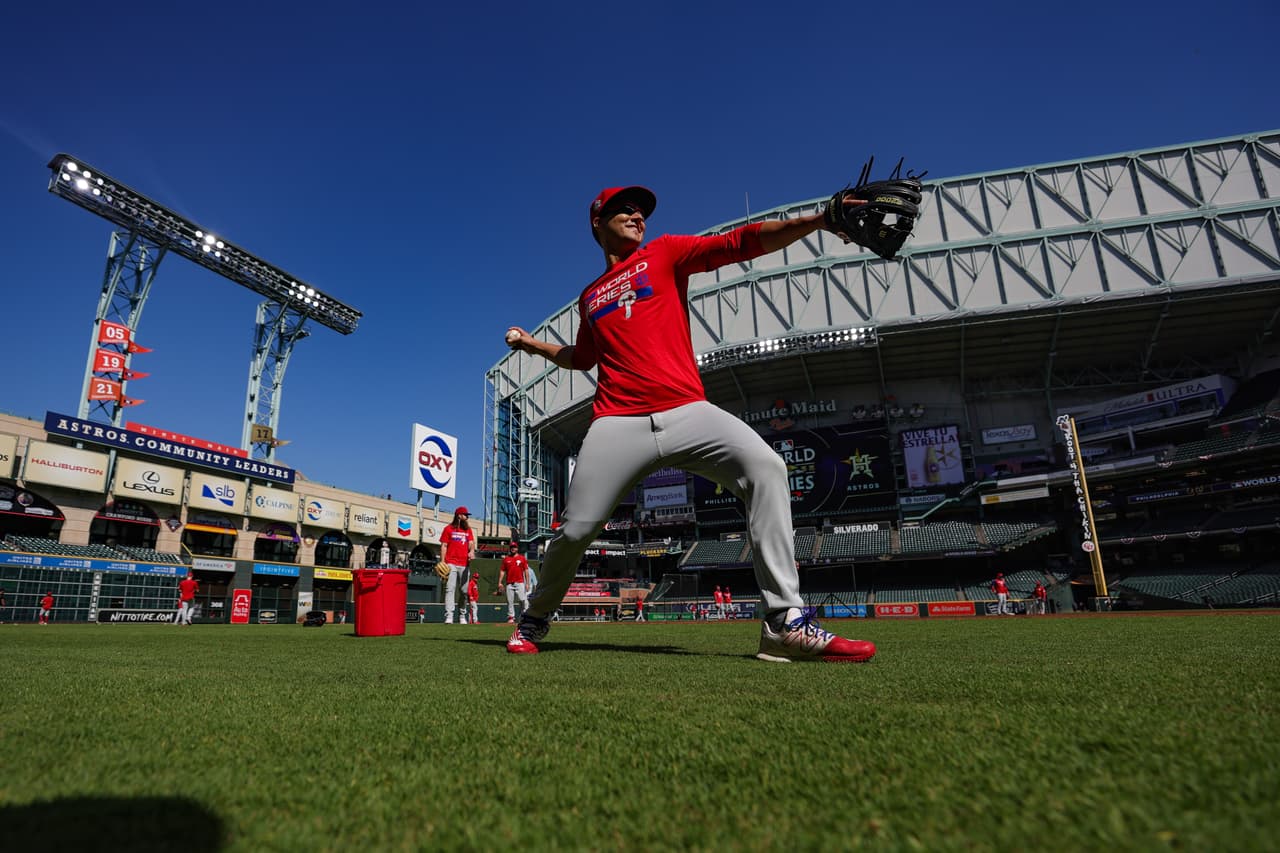 Los juegos se transmitirán en español por TV en Fox Deportes y por radio en La Unika 1680AM.
<br>