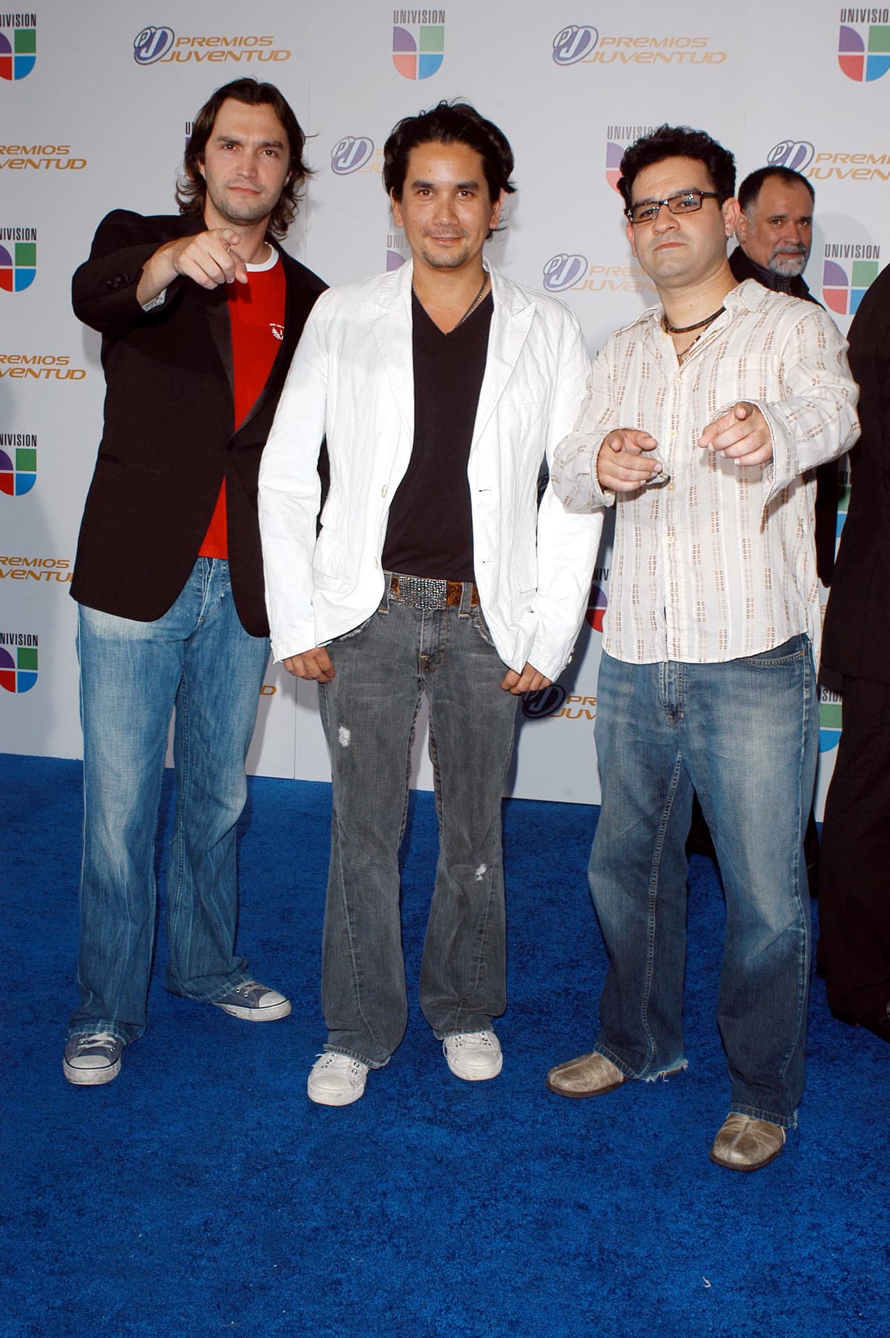 Bacilos tuvo una única, pero inolvidable participación en el show de Premios Juventud 2006 con un Popurrí de sus éxitos.