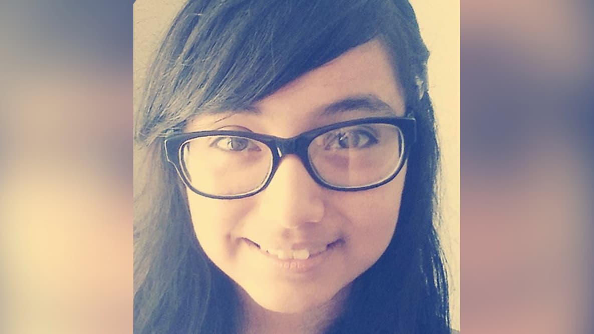 MARZO: 
<b><a href="http://www.univision.com/houston/kxln/noticias/asesinatos/a-adriana-coronado-la-asesinaron-por-las-actividades-de-narcotrafico-de-su-padre">Adriana Coronado, de 13 años,</a></b> fue reportada como desaparecida, luego de que autoridades hallaran el cadáver de su padre quemado en un paraje al norte de Houston. Días después la jovencita fue hallada sin vida, con el cuerpo quemado y con señales de abuso sexual.