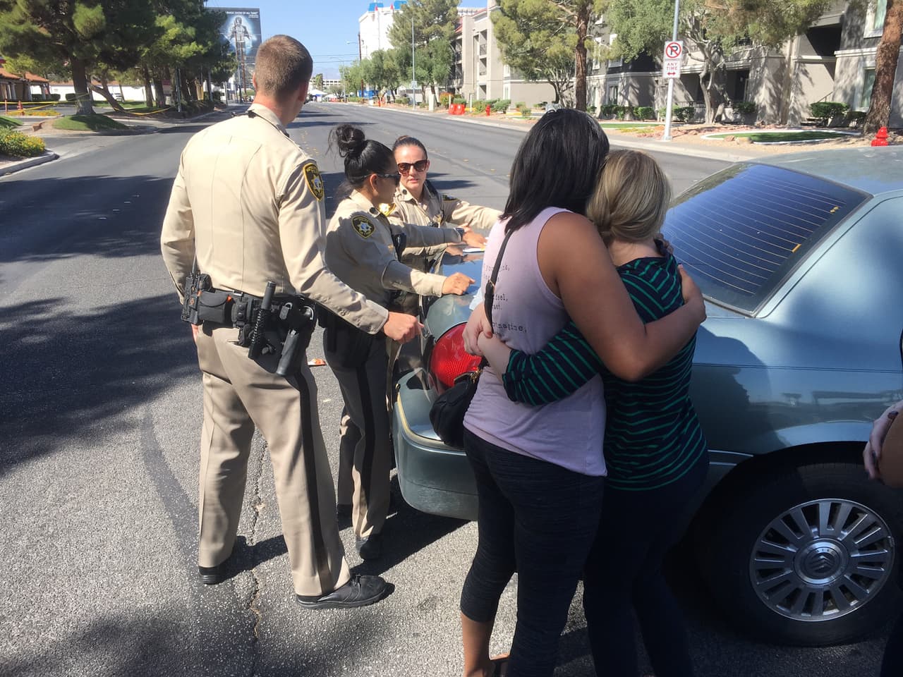 "Cuando concilio el sueño veo balazos, gente corriendo, sangre": el trauma de los que escaparon de la masacre en Las Vegas