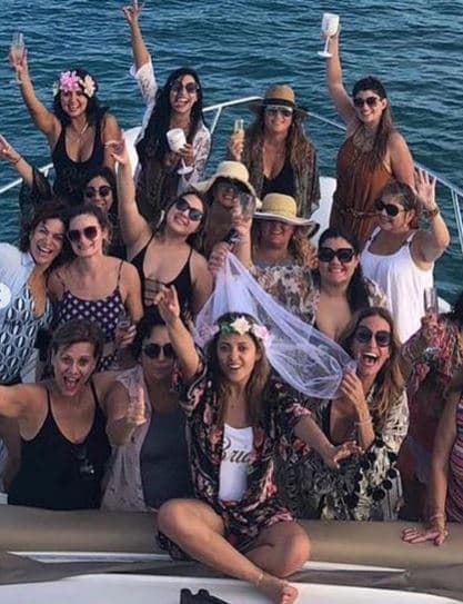 Previo a la ceremonia religiosa, Olida Colina tuvo una despedida de soltera donde su cuñada Lili Estefan fue una de las más animadas.