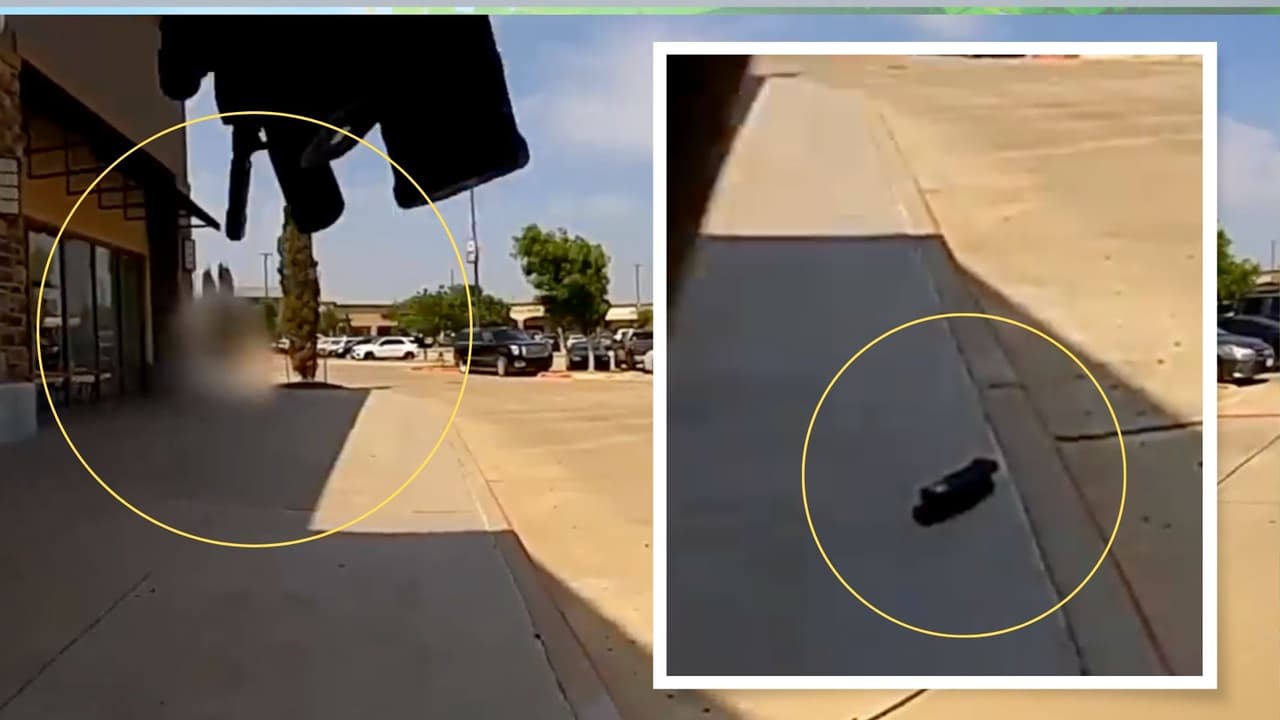 <b>“Es un tiroteo masivo”</b>: Tan solo dos minutos después de escuchar los primeros disparos, el agente se encuentra con
<b>un visitante que le comenta que se trata de un ataque</b>. El policía tejano le advierte por radio a sus compañeros que
<b>posiblemente es un tiroteo masivo</b>. En el suelo se observan dos cargadores de las armas del atacante, en promedio cada uno
<b>tiene una capacidad para 20 balas</b>.