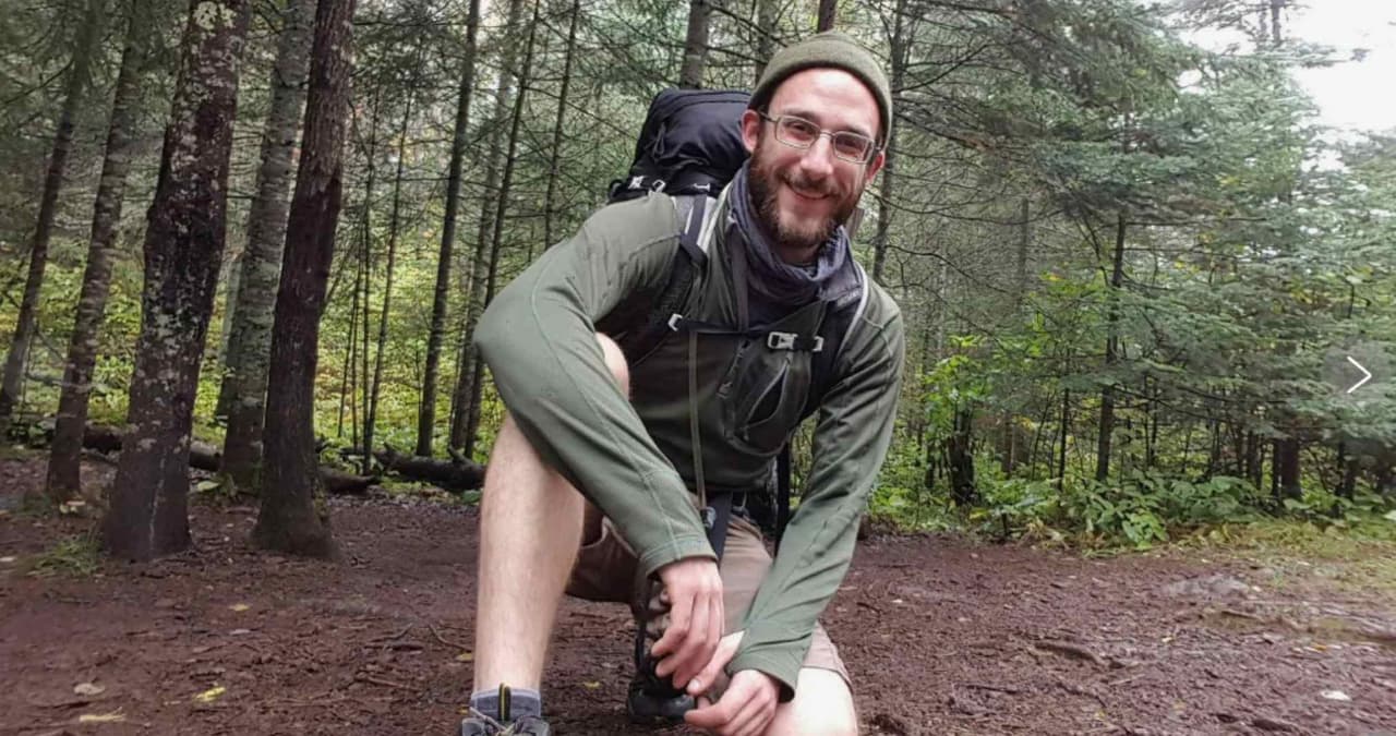  Identifican a hombre baleado por agentes federales en Minnesota