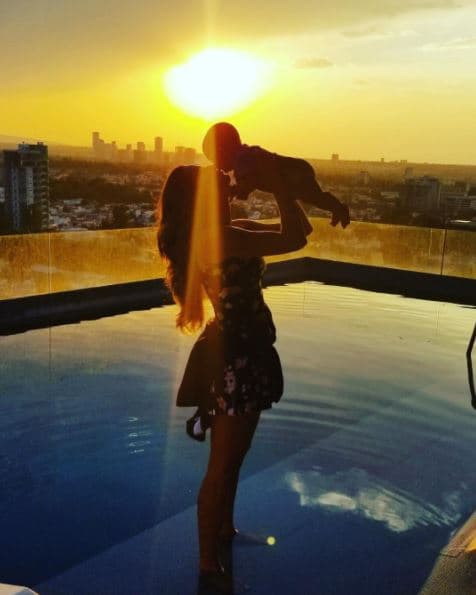 Para eliminar toda duda, Marjorie de Sousa solicitó que al menor se le sometiera a una prueba de ADN que comprobara que Julián Gil es su padre.