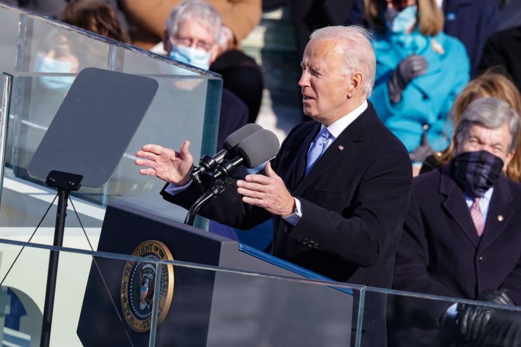En su primer discurso como presidente de los Estados Unidos, Biden hizo un llamado hacia la unión para trabajar por un mejor futuro para todos los americanos.