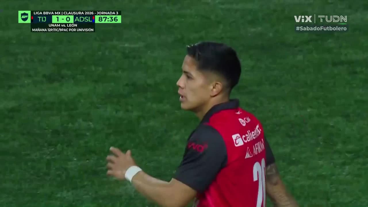 ¡Era suya y la dejó ir! La grotesca falla de Ángel Zapata