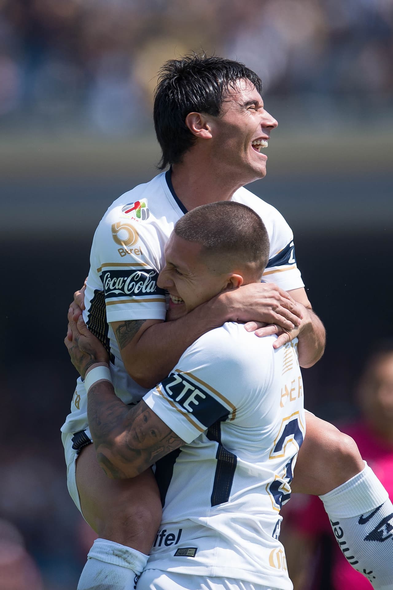 Tras una serie de rebotes, Castillo empujó el balón a puerta vacía para darle la ventaja temporal a los del Pedregal.