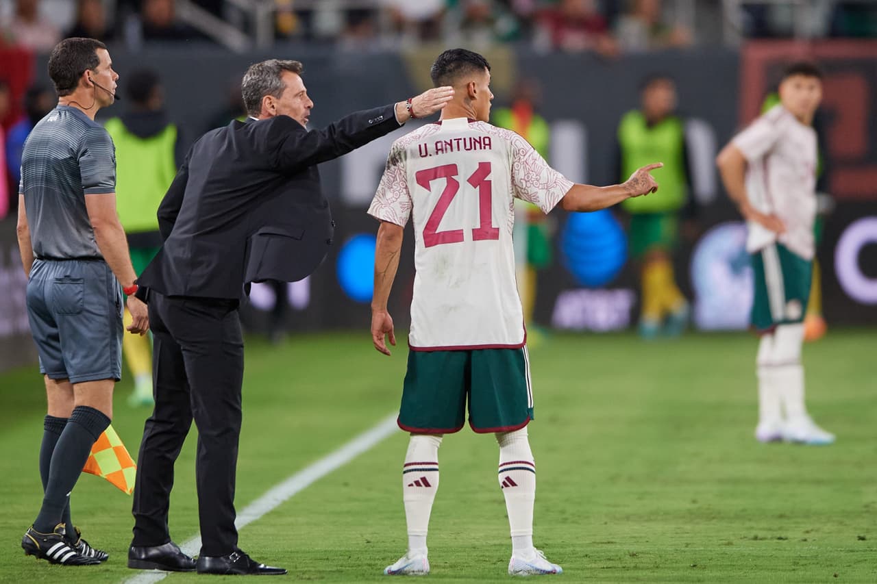 Cocca cree que Uriel Antuna jugaría en Europa "si tuviera bien o mejor el último toque"