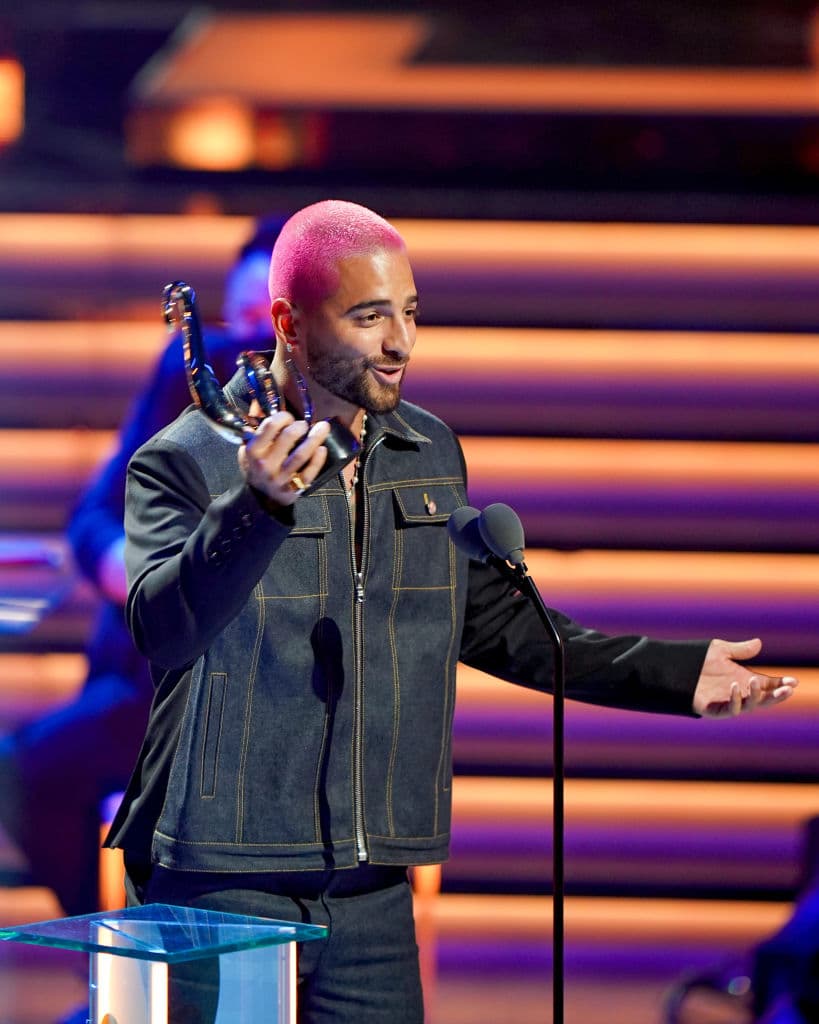 MIAMI, FLORIDA - FEBRUARY 18: Maluma accepts the award for Pop Song of The Year onstage during Univision's 33rd Edition of Premio Lo Nuestro a la Música Latina at AmericanAirlines Arena on February 18, 2021 in Miami, Florida. (Photo by Rodrigo Varela/Getty Images for Univision)
