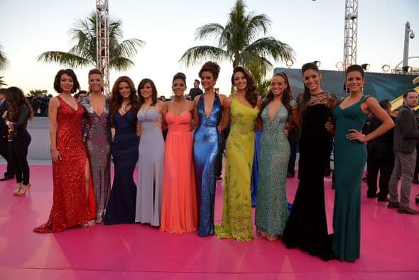 Las concursantes de Nuestra Belleza Latina enseñaron sus encantos con lindos escotazos.