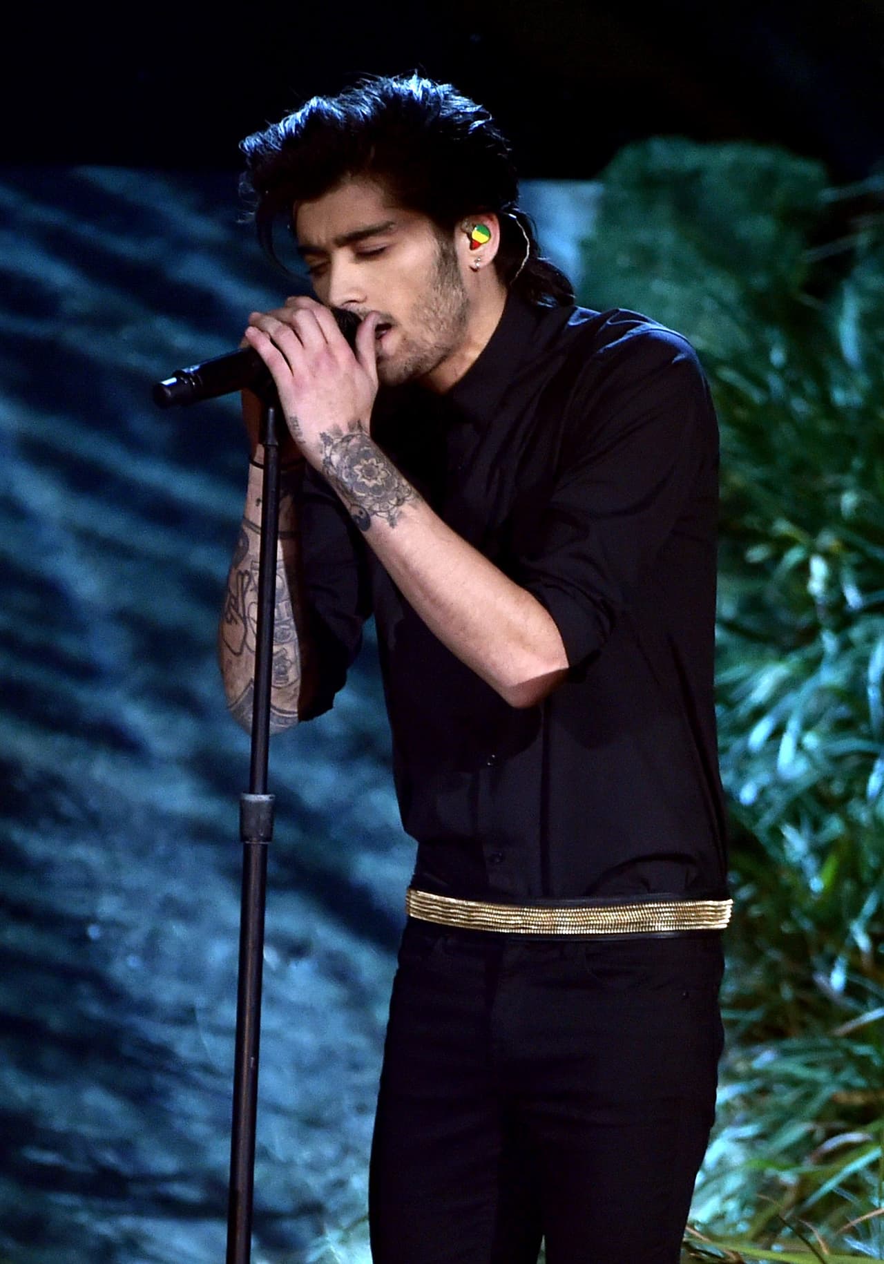 Fue en marzo de 2015 cuando dejó la banda, pidiendo perdón a sus admiradoras y agradeciendo enormemente a su público.