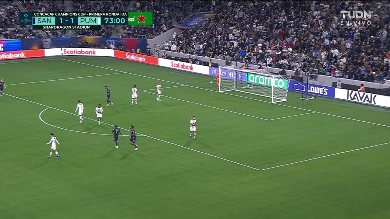 ¡TIRO ATAJADO! disparo por Anders Dreyer.