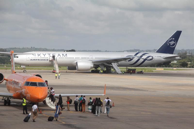 Avión de Air France aterriza de emergencia en Kenia por falsa amenaza de bomba
